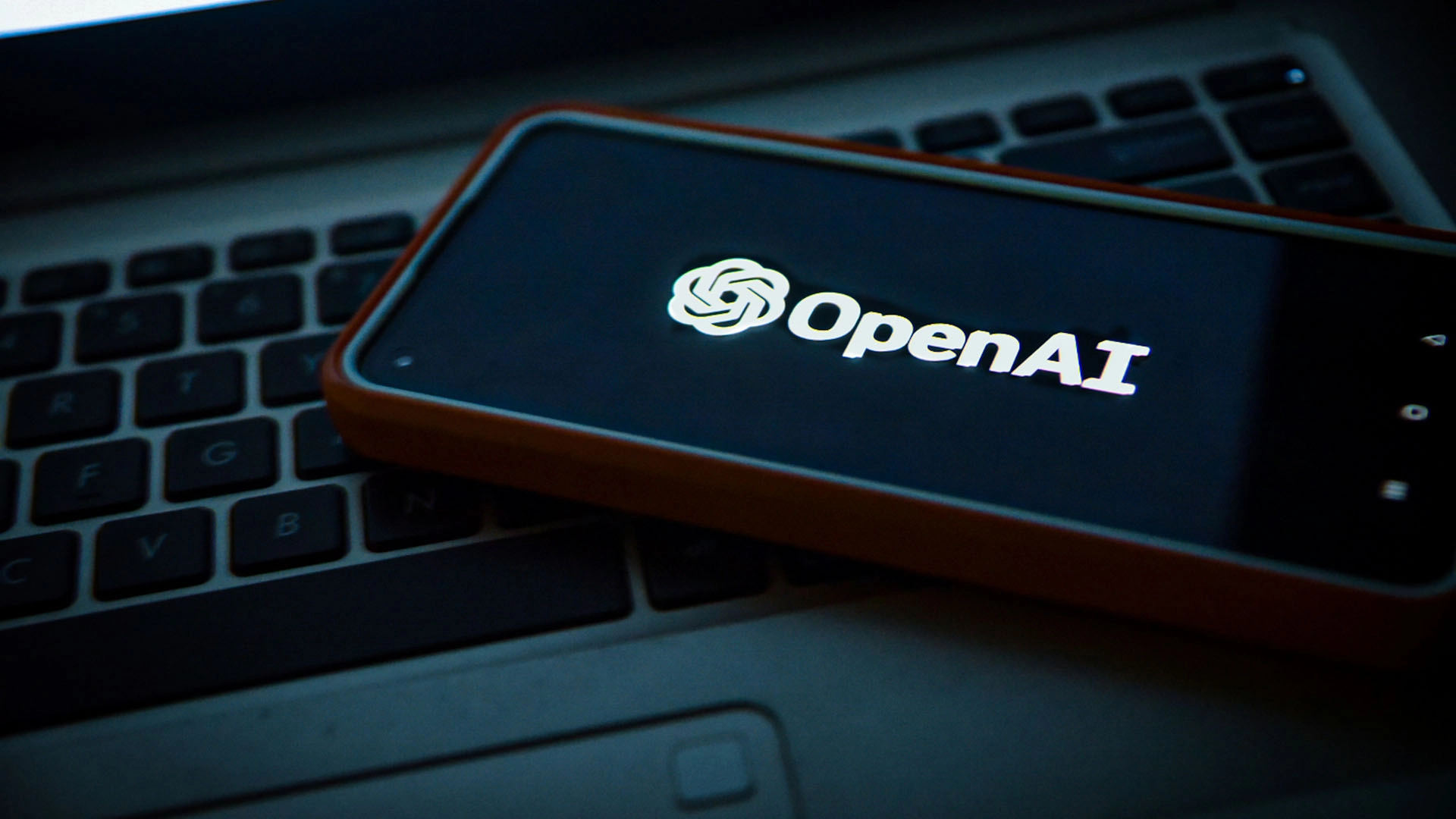 Илон Маск и OpenAI согласились на ускоренное судебное разбирательство по вопросу перехода к прибыльной модели работы
