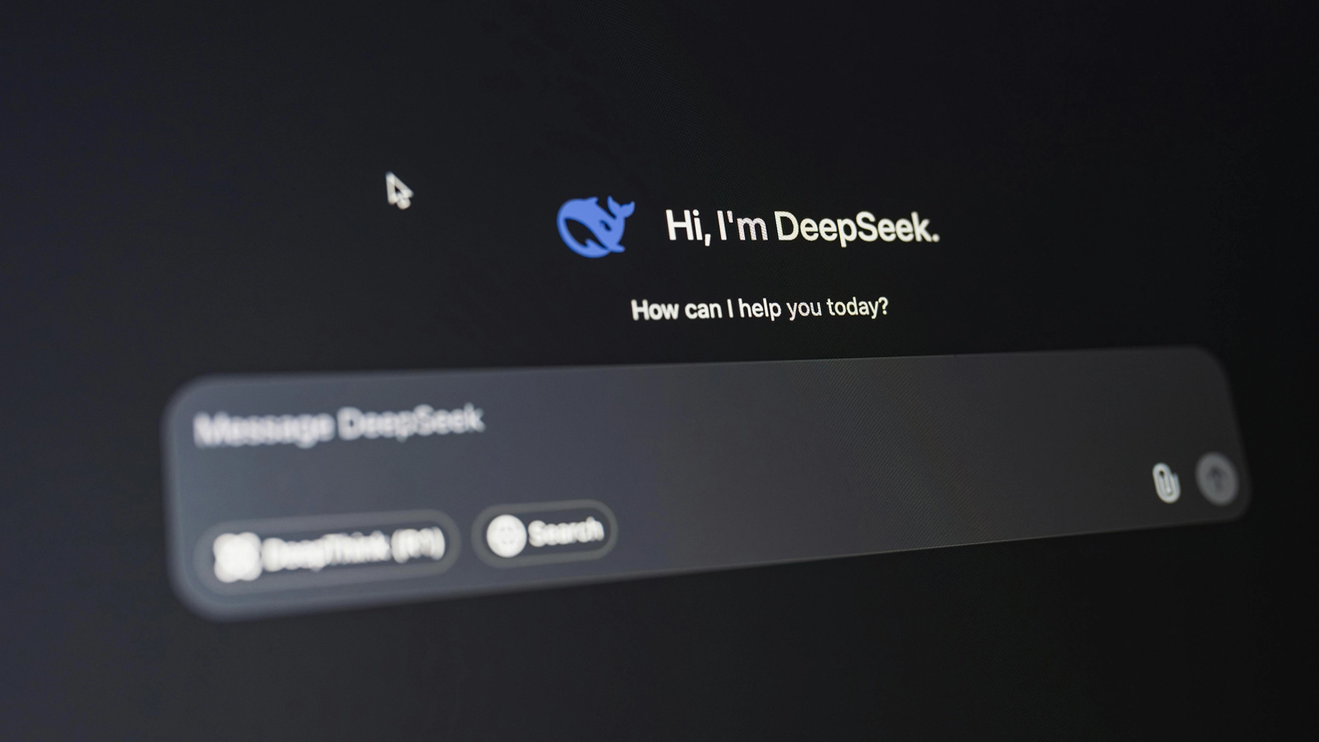 Искусственный интеллект DeepSeek научился думать самостоятельно