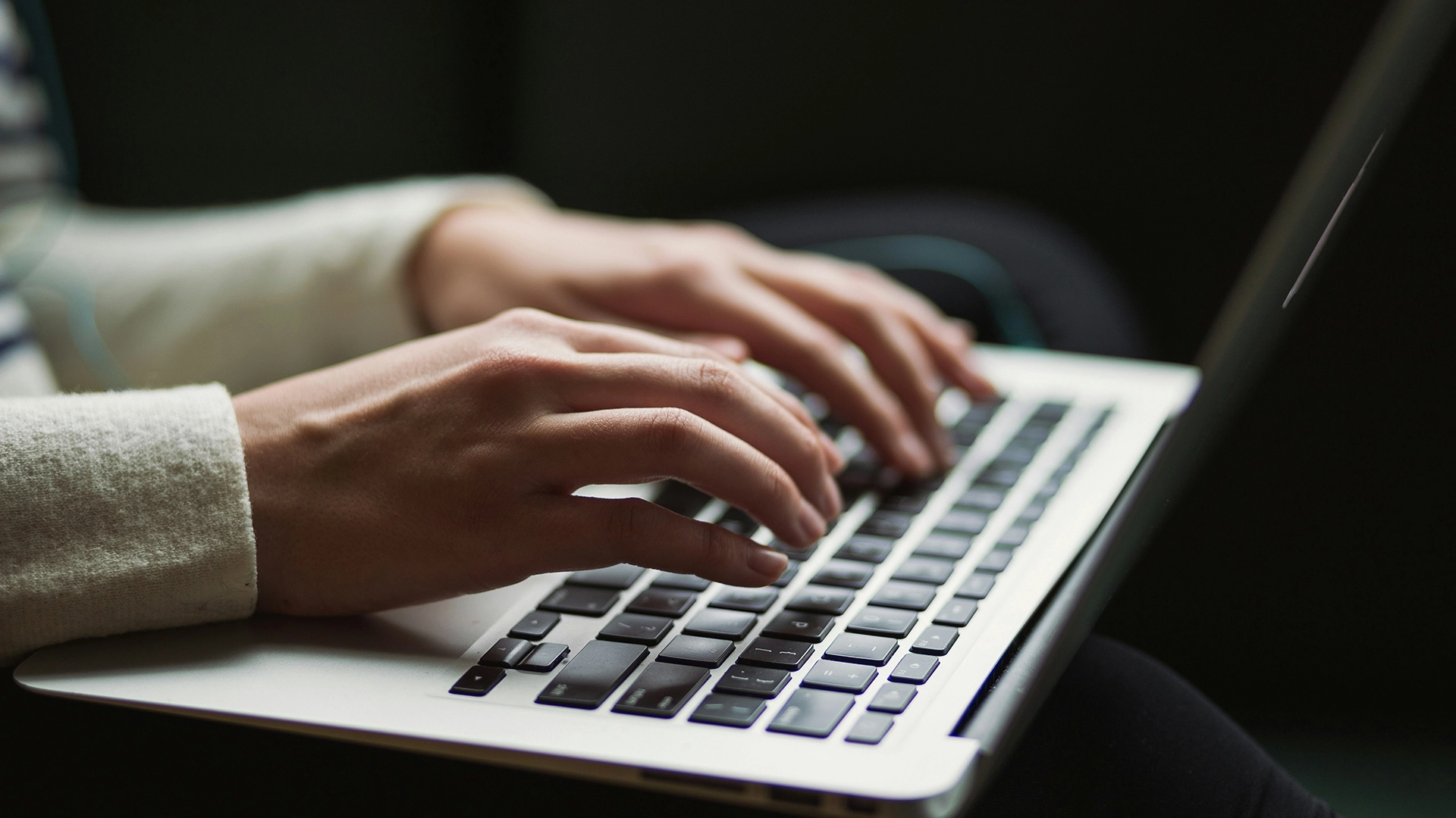 Писательская платформа NanoWriMo закрывается на фоне споров о ИИ и модерации контента