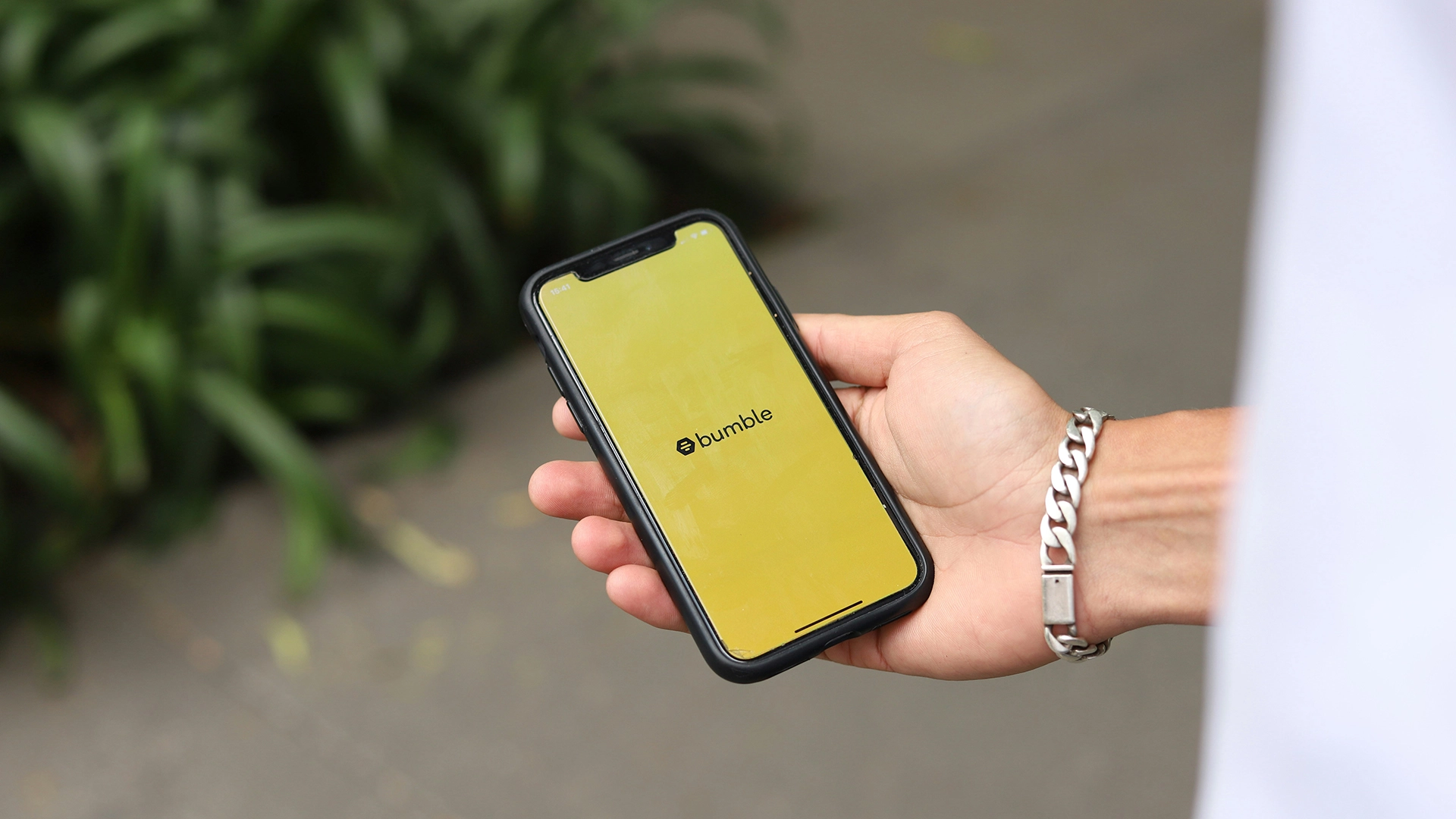 Приложение для знакомств Bumble планирует массовые увольнения для стимулирования роста