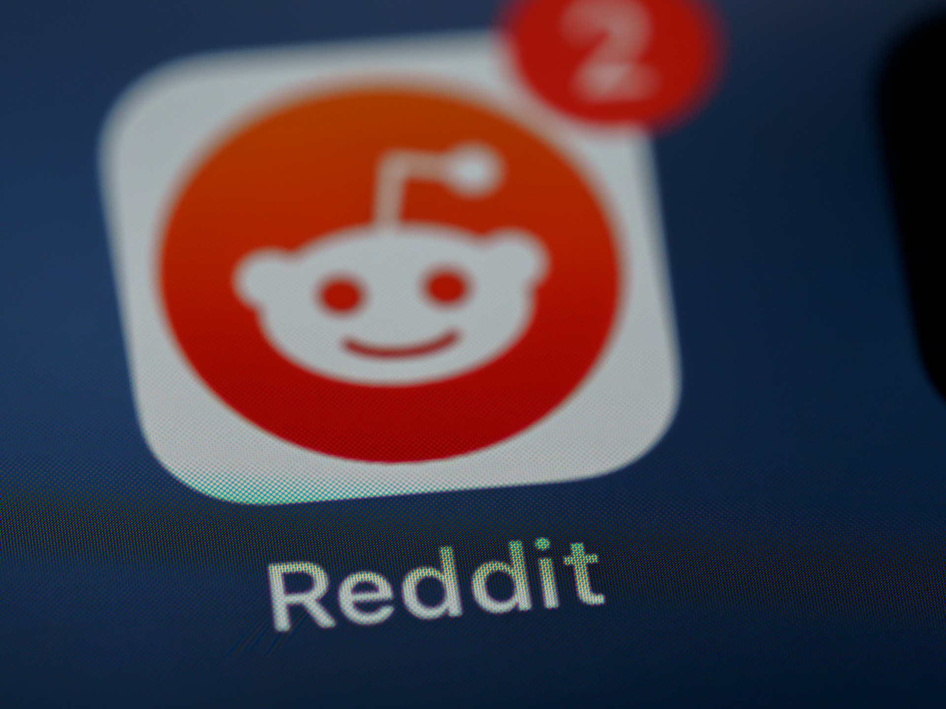 Reddit Внедряет Новую Систему Подтверждения Возраста в Великобритании