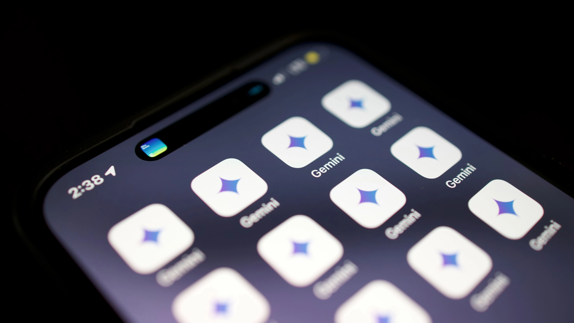 Искусственный интеллект Gemini сравнялся с лучшими программистами мира на конкурсе по программированию