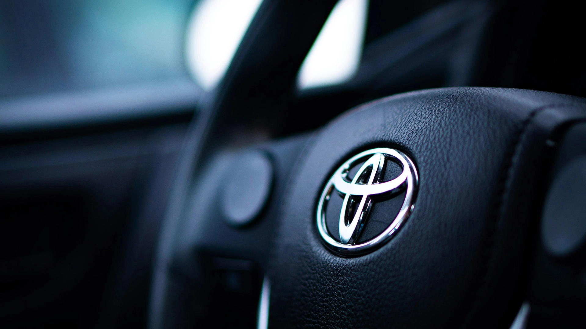 Toyota начнет производство первого полностью электрического автомобиля в Европе